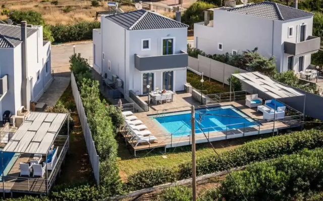 Villa Rosa Apartments