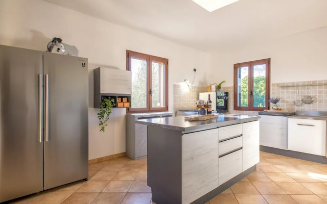 Sardinia Re - Villa Gialla