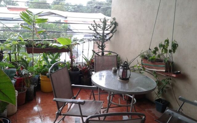 Costa Rica Love Apartments & Rooms