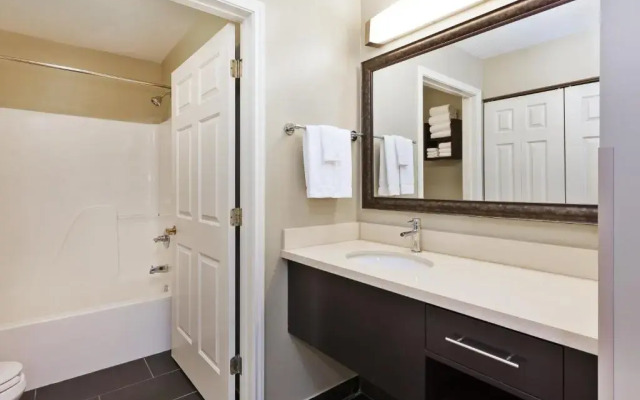 Staybridge Suites Detroit-Utica by IHG