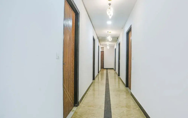 Fabhotel Golden Key