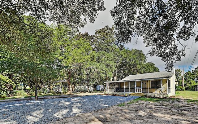 612sunny 2 Bedroom Home