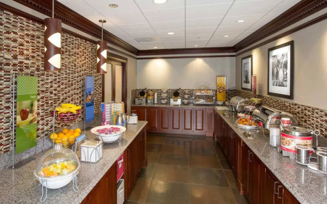 Hampton Inn Coventry - Warwick Area