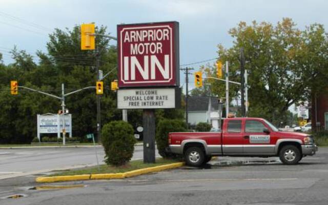 Arnprior Motor Inn