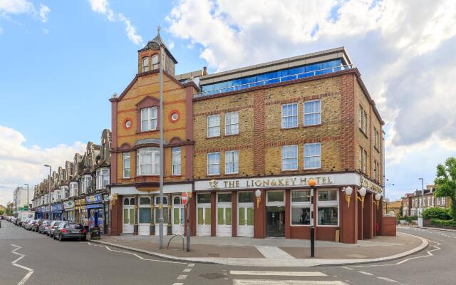 The Lion & Key Hotel