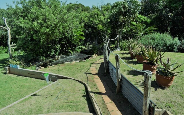Woodlands Cottages & Camping