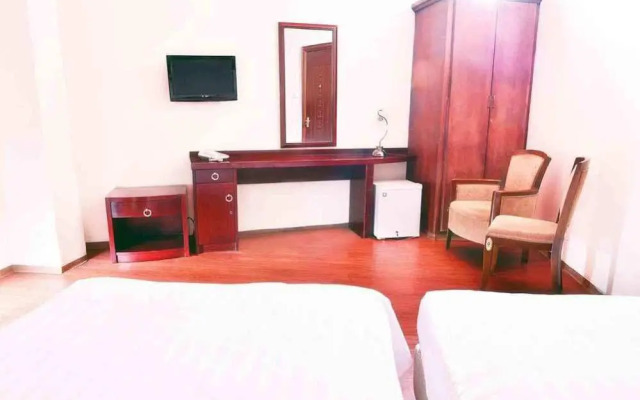 Adams Hotel
