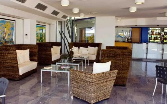African Beach Hotel