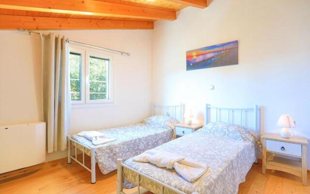 Green Family Villa in Agios Ioannis