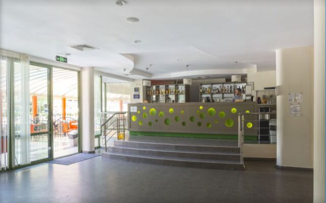 MPM Kalina Garden Hotel