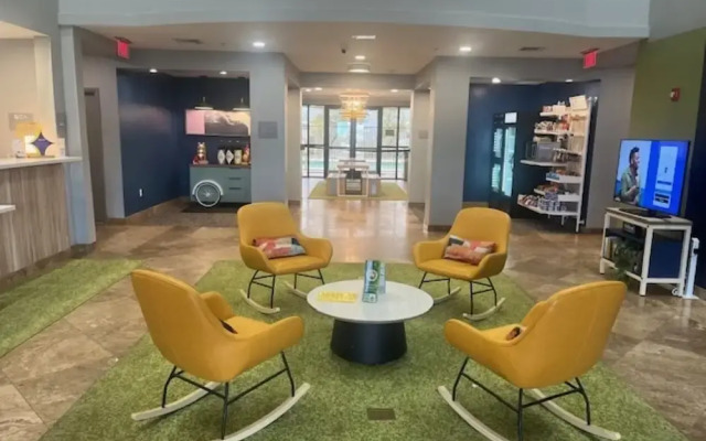 Spark by Hilton Phoenix East Mesa