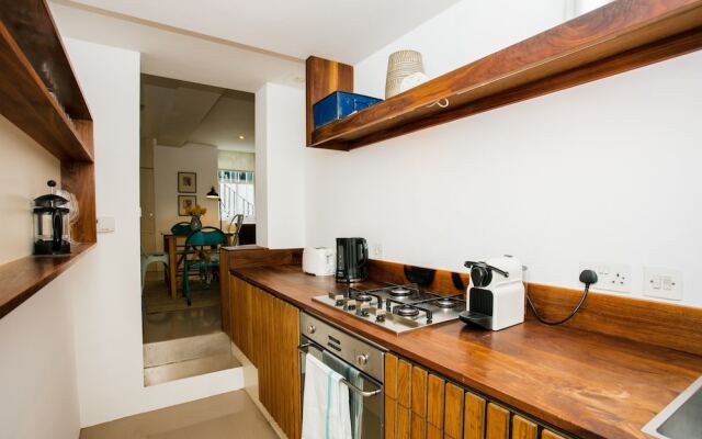 2 Bed Flat Near Kensington Gardens