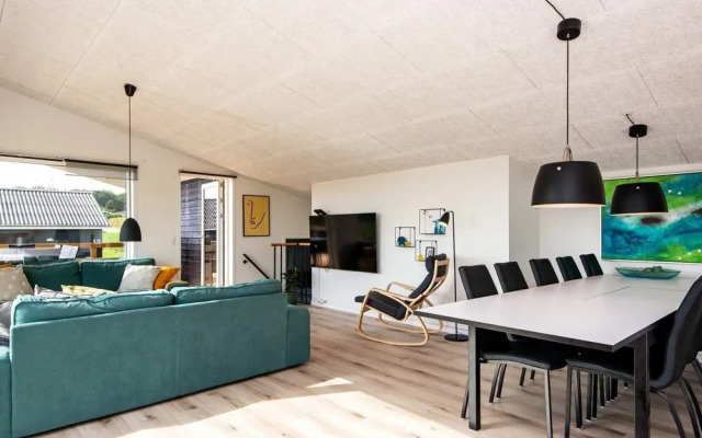 10 Person Holiday Home in Bjert