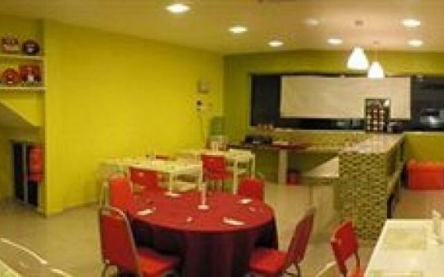 The One Station Hotel