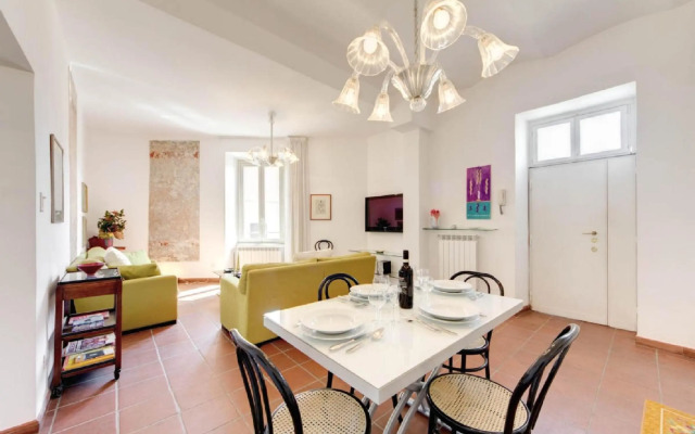 Rhome Apartments Latini