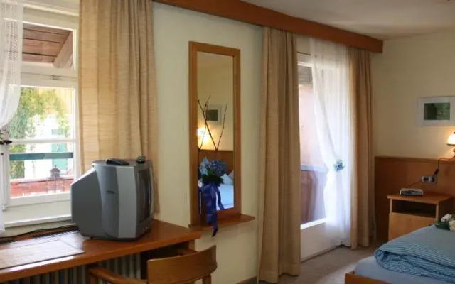 Pension Schwarzenbach