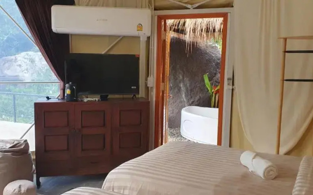 Lundaresort & Orchid