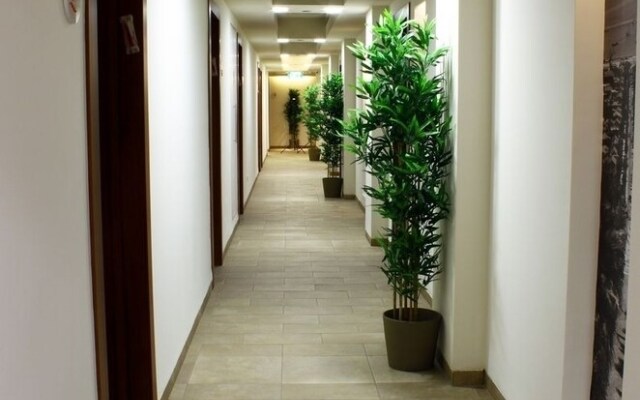 Maris Hotel