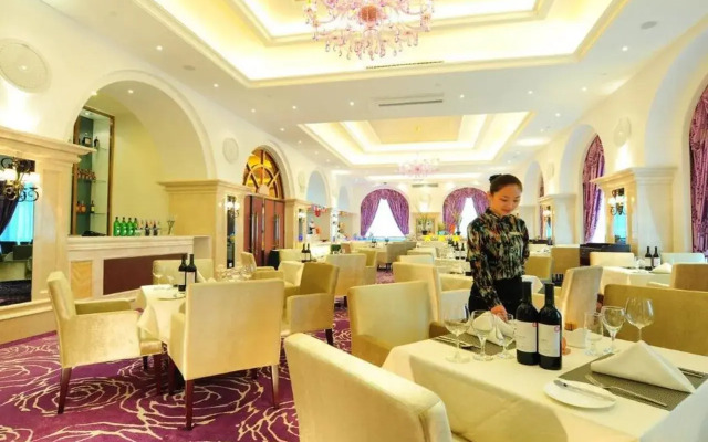 Xianyang Ocean Spring Grand Metro Park Hotel
