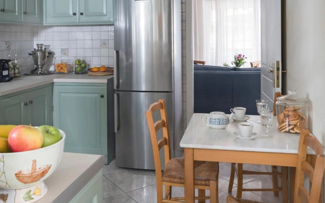 Athenian Homes