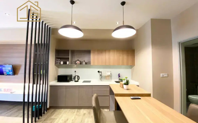 Homesuite' Home at Aeropod SOVO