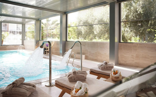 Dusit Suites Athens