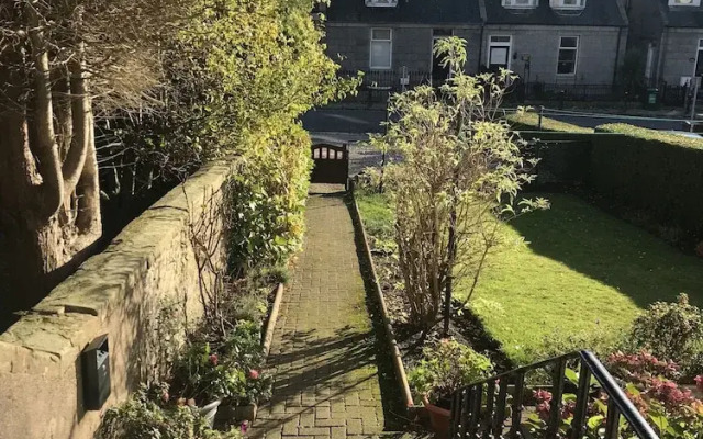 Roselodge Guest House