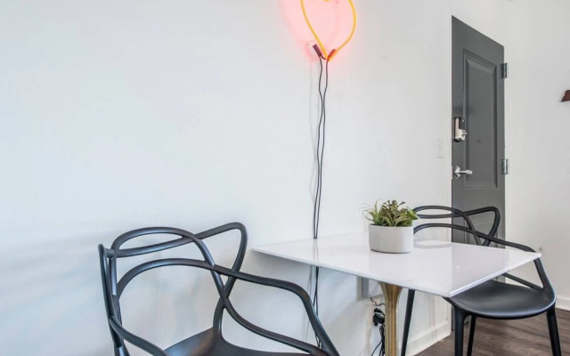 Nashville Skyline I 5 Minutes to Downtown