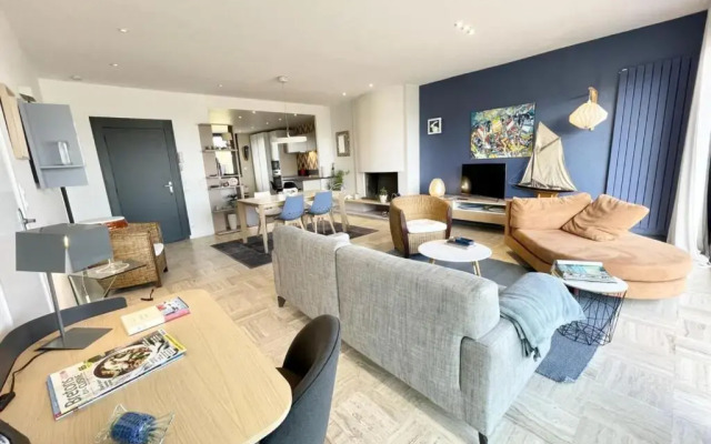 LUXURY T3 neuf de standing Front de mer vue 180