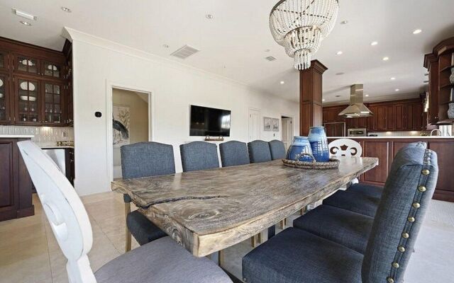 Villa Blanco by Five Star Properties