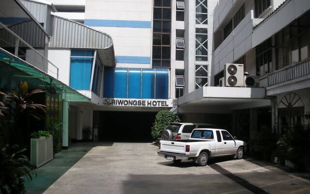 Suriwongse Hotel