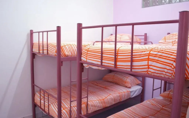 Manis-Manis Pink Lady Cottage