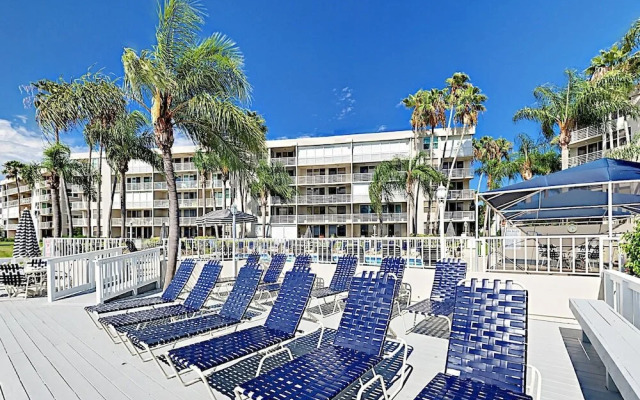 Bahia Vista 8-309 Two-bedroom Apartment