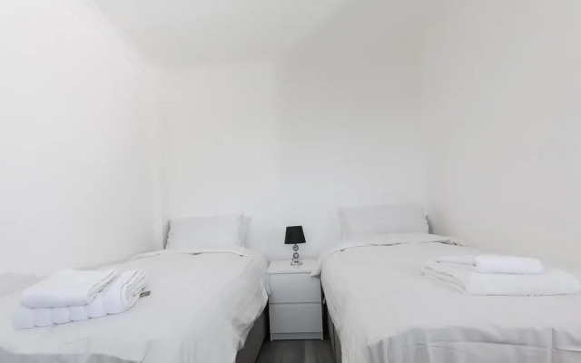Haynes Road 3 Bed House