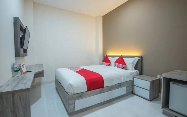 Residence Khoe by OYO Rooms