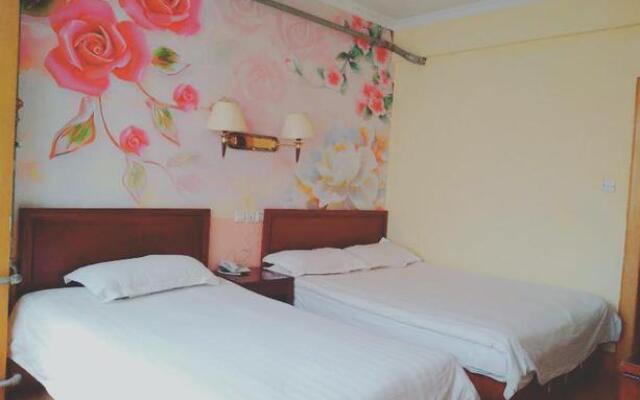 Qingdao ST. Paradise Hotel