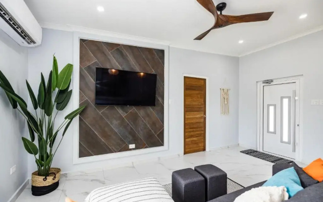 EVA Boutique Hotel