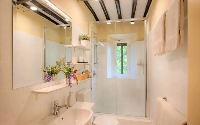 Villa in Castellina w Pool Garden Winery