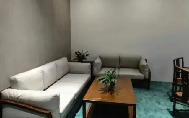 Mingyue Huating Homestay