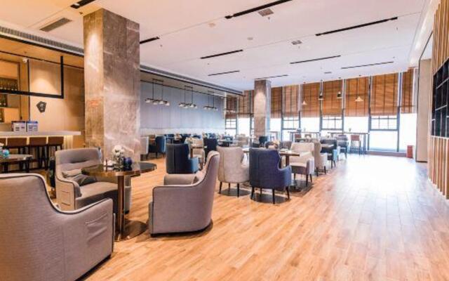 Gefei Hotel (Wuhan International Expo Center Branch)