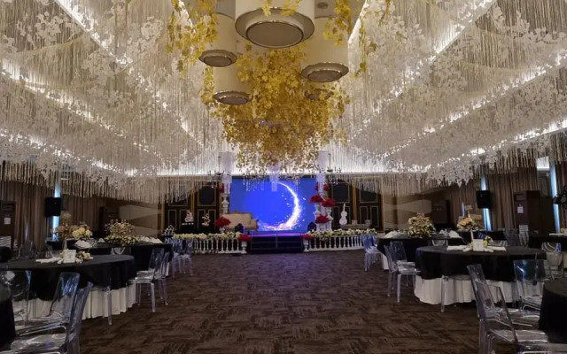 District 21 Hotel