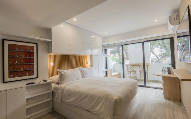 Primera Parada Lofts by Wynwood-House