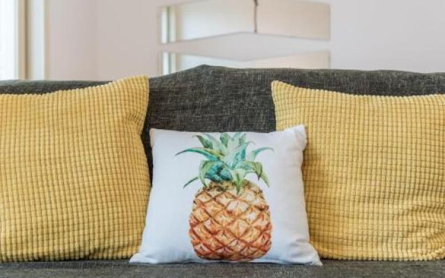 TPC Yellow Tiles Apartment