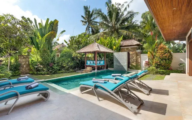 "best Seller 3 Bedrooms Pool Villa in Central Ubud"