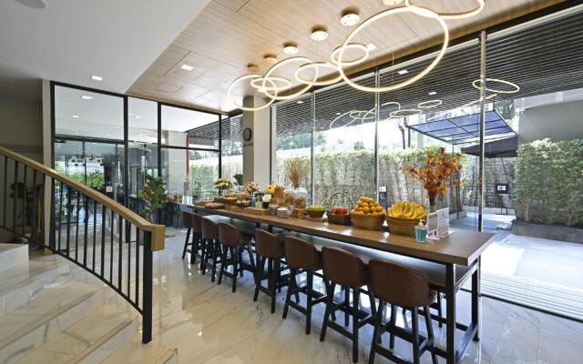 Moose Hotel Chiang Mai