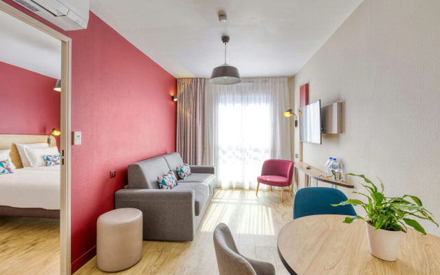 Appart'City Confort Paris Clichy Mairie