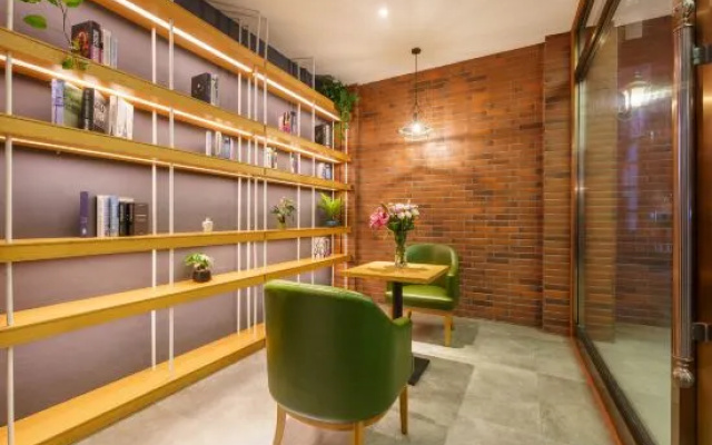 Elong Wanguo Hotel (Dalian Jinma Road Light Rail Station Store) – Hotel Rooms – Dalian