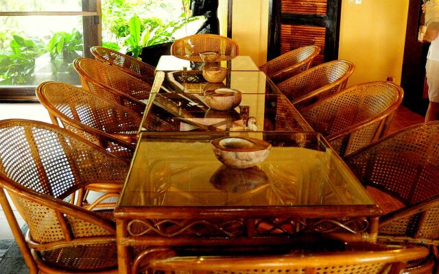 Nabulao Beach and Dive Resort