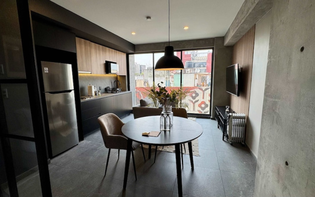w Tasteful 1BR w Private Balcony in Tabacalera
