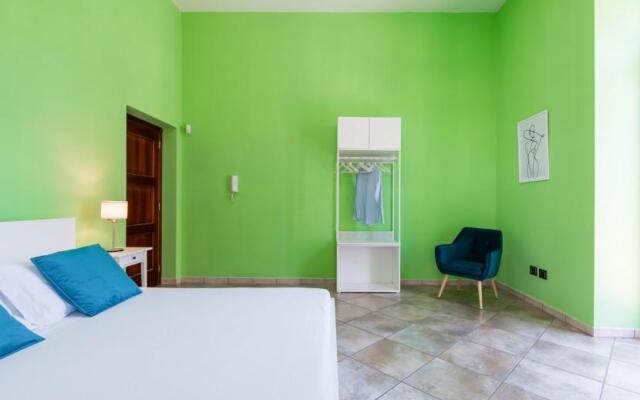 Flat 200M² 3 Bedrooms 2 Bathrooms - Naples